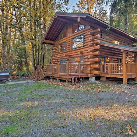 Riverfront Gold Bar Log Cabin Near Stevens Pass! Villa Exterior photo