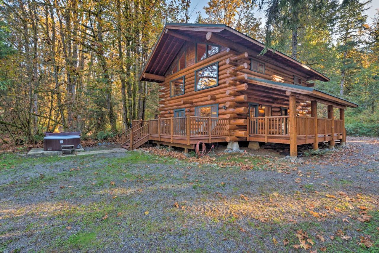 Riverfront Gold Bar Log Cabin Near Stevens Pass! Villa Exterior photo