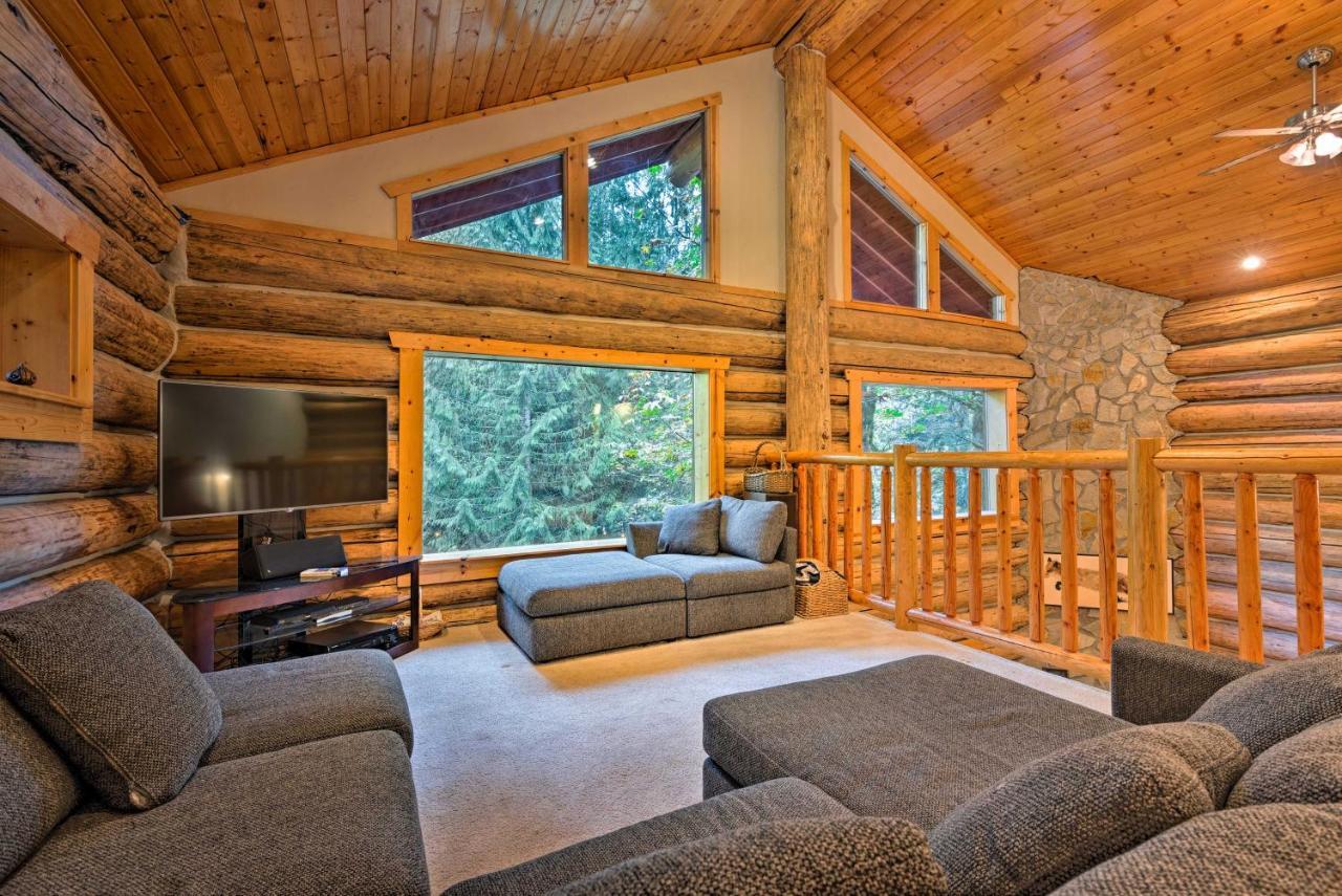 Riverfront Gold Bar Log Cabin Near Stevens Pass! Villa Exterior photo