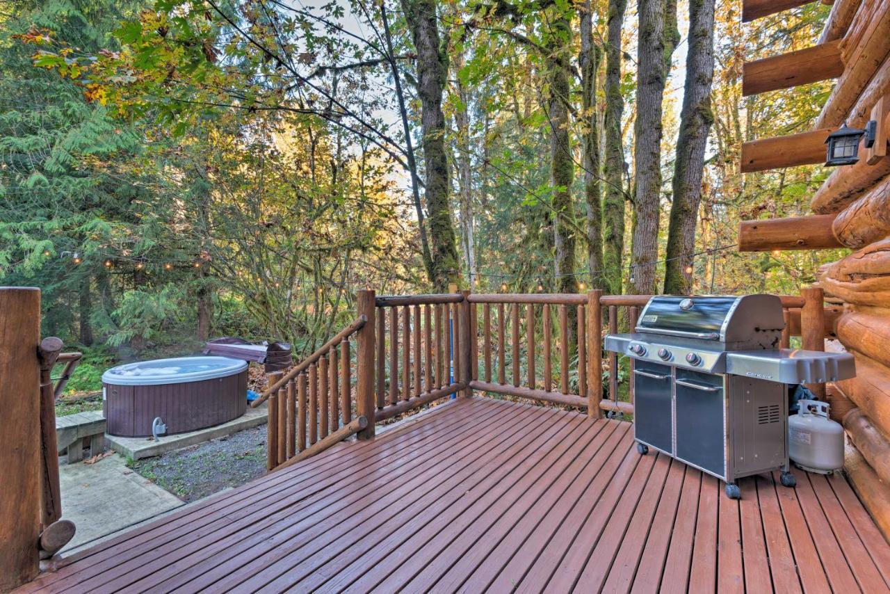 Riverfront Gold Bar Log Cabin Near Stevens Pass! Villa Exterior photo